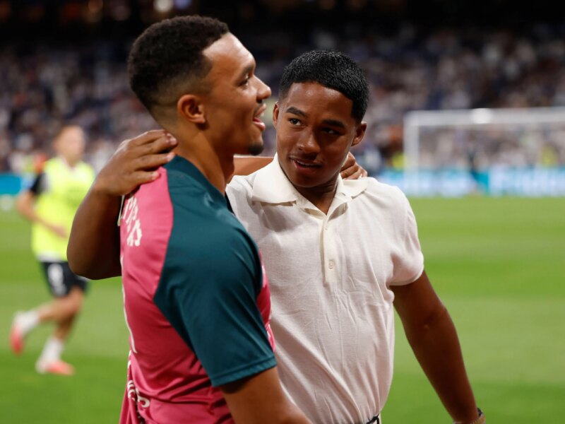 ليفربول يستعد لاستعادة أرنولد من ريال مدريد بشكل مفاجئ