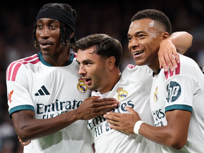 مورينيو يعتمد على التدوير.. تغييرات جذرية في التشكيلة الرسمية لريال مدريد خلال مواجهة مالاجا