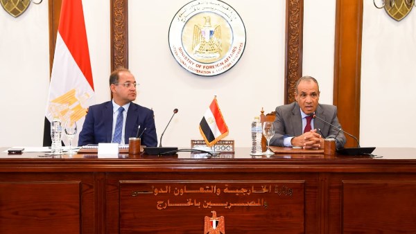 عبد العاطي وكجوك يناقشان سُبل تعزيز الدبلوماسية الاقتصادية وجذب الاستثمارات وزيادة الصادرات