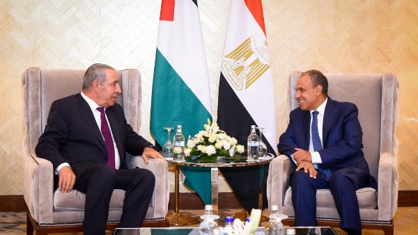 مصر تؤكد رفضها الكامل لكافة الإجراءات الإسرائيلية غير القانونية في فلسطين