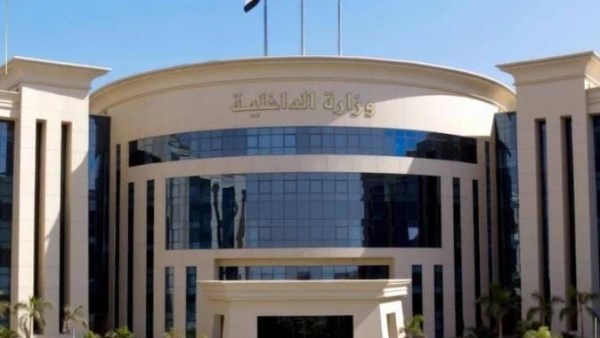 تفاصيل مشادة مثيرة بين ضابط وطبيب داخل مستشفى في سوهاج