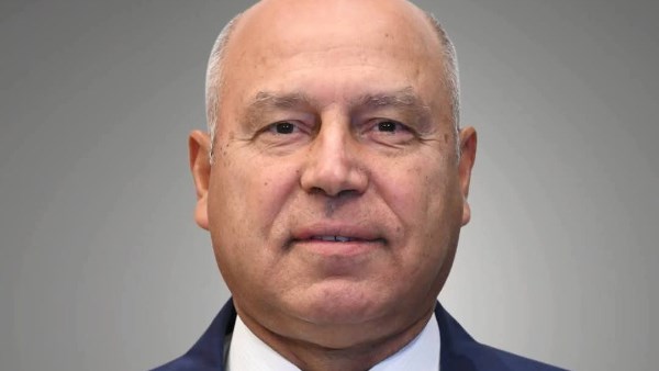 تهنئة وزير النقل للرئيس السيسي بمناسبة ذكرى المولد النبوي الشريف