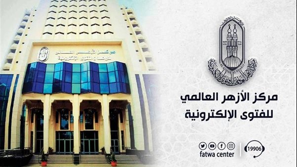 الأزهر يوضح الحكم الشرعي لزيارة المرأة لقبر زوجها أثناء فترة العدة