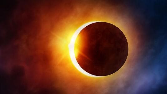 موعد خسوف القمر في مصر وتغطيته ل93 في المئة من سطحه