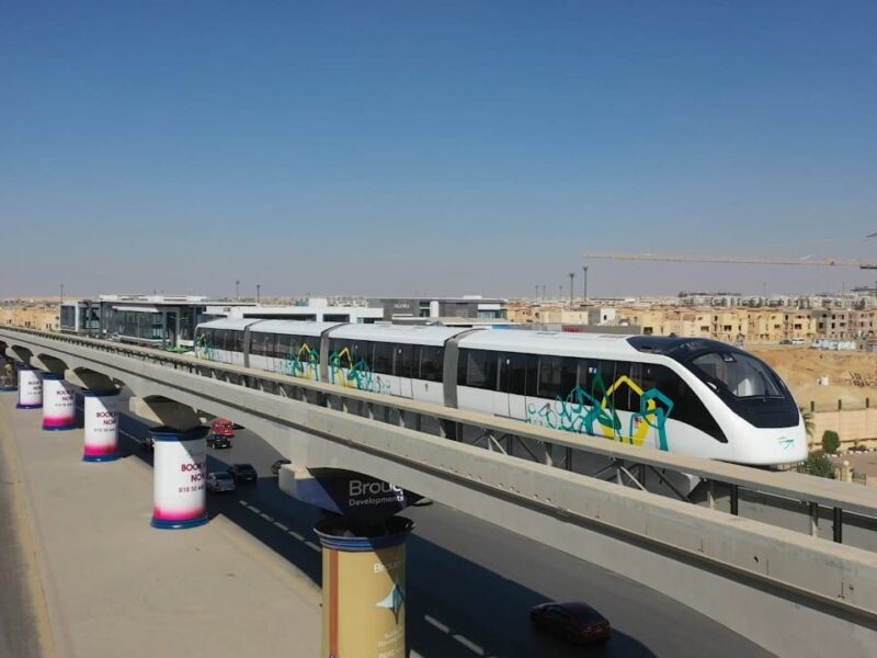 النقل تعلن عن موعد بدء التشغيل التجريبي لمونوريل غرب النيل لثماني محطات