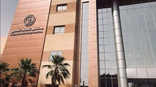 توسيع خدمات الرعاية الصحية: تقديم جراحات القلب المفتوح للأطفال في مستشفى الأطفال التخصصي بالعديسات
