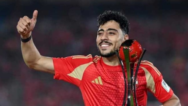 رد فعل غير متوقع من أكرم توفيق تجاه هتافات جماهير الأهلي ضده