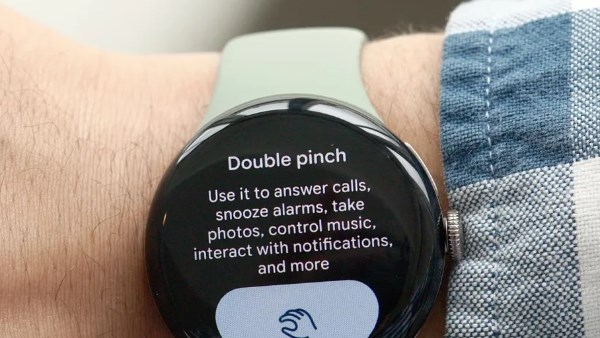 جوجل تتيح تخصيص إيماءة القرص المزدوج في ساعة Pixel Watch 5 لإلغاء المنبه