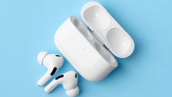 أشهر المشكلات المزعجة في سماعات آبل AirPods وطرق علاجها بأسلوب حل ذاتي