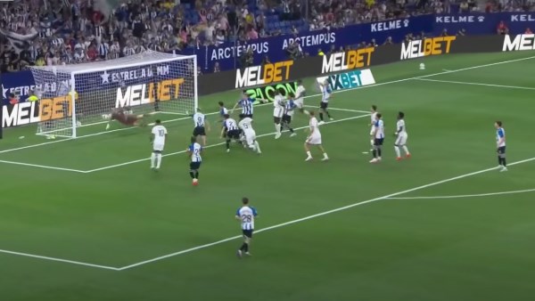 ريال مدريد يحقق انتصاراً صعباً على إسبانيول 2-1 في منافسات الدوري الإسباني