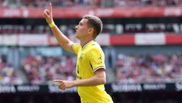 كارتساس يجذب الانتباه في debut مع دورتموند وإشادة مميزة من كومباني
