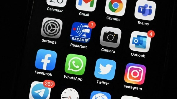 أخبار التكنولوجيا هواوي تكشف عن Mate XT 2 وتسريبات حول الشاشة الجديدة لـ OnePlus