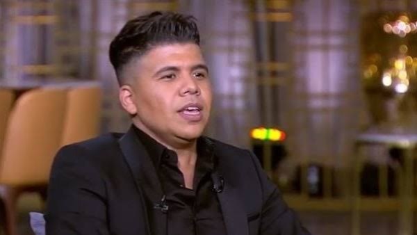 عمر كمال يعبر عن رأيه في جدل الشيطان السالك ويؤكد احترامه لله ودينه