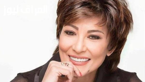 سماح أنور تفوز بجائزة الإبداع والتميز في مهرجان همسة
