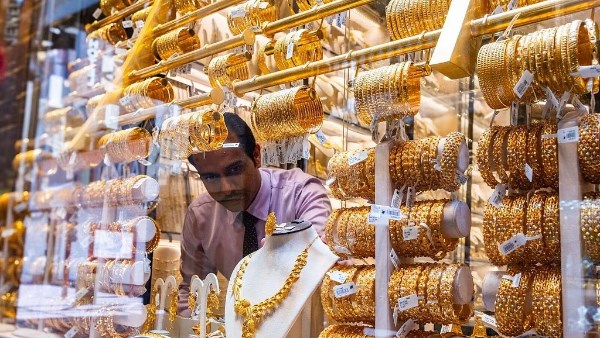 ارتفاع سعر عيار 18 في الصاغة يثير اهتمام المستثمرين