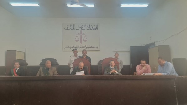 إعدام شقيقتين بتهمة قتل مسن وسرقة مصوغاتها في الفيوم