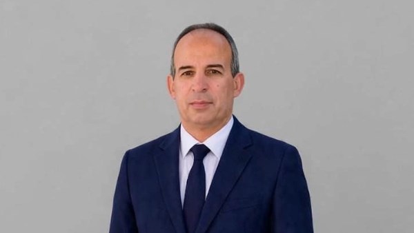 مصرع طفل تحت عجلات سيارة أثناء عبوره الطريق في سوهاج