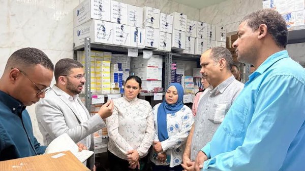 زيارة ميدانية من مدير رعاية الأقصر إلى مستشفى طيبة التخصصي في إسنا لمتابعة مستوى الخدمات الطبية