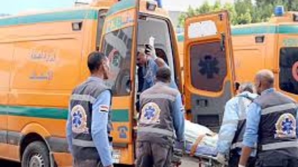 العناية الإلهية تُنقذ مواطنًا سقط من الطابق الثاني في جهينة بسوهاج