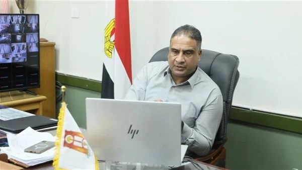 تعليم الوادي الجديد يناقش استعداداته للعام الدراسي الجديد وخطط معالجة العجز