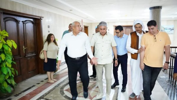 محافظ مطروح يستقبل وزير السياحة والآثار لاستعراض المقومات السياحية في المنطقة
