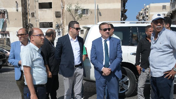 محافظ بورسعيد يقوم بتفقد أرض فضاء في حي الزهور لاستكشاف سبل استغلالها