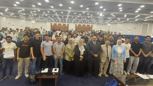 هندسة شبرا تحتفل بتخرج أربعمائة متدرب من برامج أكاديمية سيسكو وهواوي