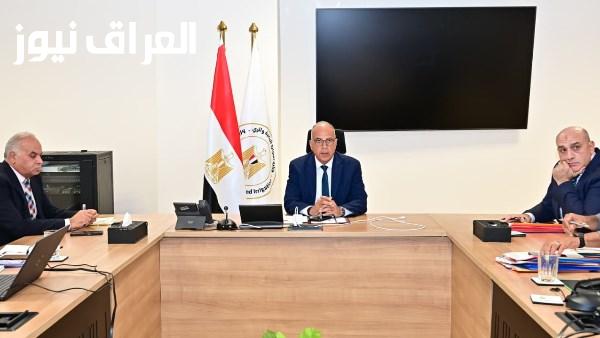 وزير الري يؤكد تشغيل الآبار الجوفية بالطاقة الشمسية وتعميم نظام التراخيص الإلكترونية