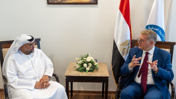بدوي يؤكد على أن قطاع البترول المصري يتمتع بفرص واعدة وبرنامج طموح للحفر والتنمية