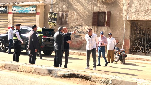 محافظ الدقهلية يتفقد حي غرب المنصورة ويعطي توجيهات بتكثيف جهود رفع الإشغالات