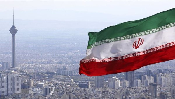 الحرس الثوري يعلن عن استراتيجيات لمواجهة التحديات الاقتصادية الأمريكية