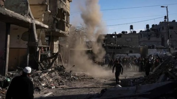الاحتلال يدمر المساجد في غزة مع قصف 1244 مسجدًا