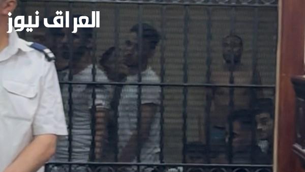 إيداع شقيقين متهمين بالتعدي على والدتهما في قفص الاتهام قبيل المحاكمة
