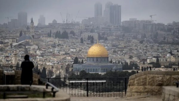 مشروعات استيطانية في محافظة القدس المحتلة تعزيزات عسكرية إسرائيلية في محيط قلنديا