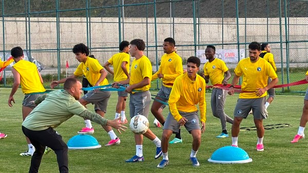 بيراميدز يبرز قوته وعميق تركيبته البشرية في صراعه على جميع البطولات