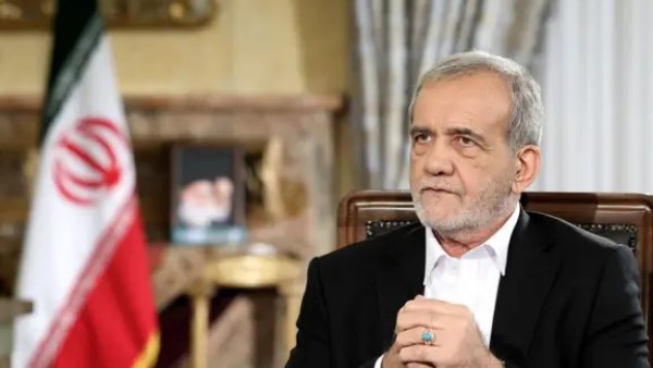 الرئيس الإيراني يعتذر للشعب ويعترف بتصاعد الحرب الشاملة اقتصادياً وعسكرياً وأمنياً