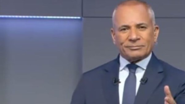 نشأت الديهي يبعث برسالة للشامتين في مرض أحمد موسى