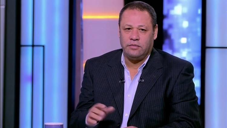 لاعب الأهلي السابق يؤكد عدم جواز تواجد مهاجمين أجانب مع وجود لاعب احتياطي منهم