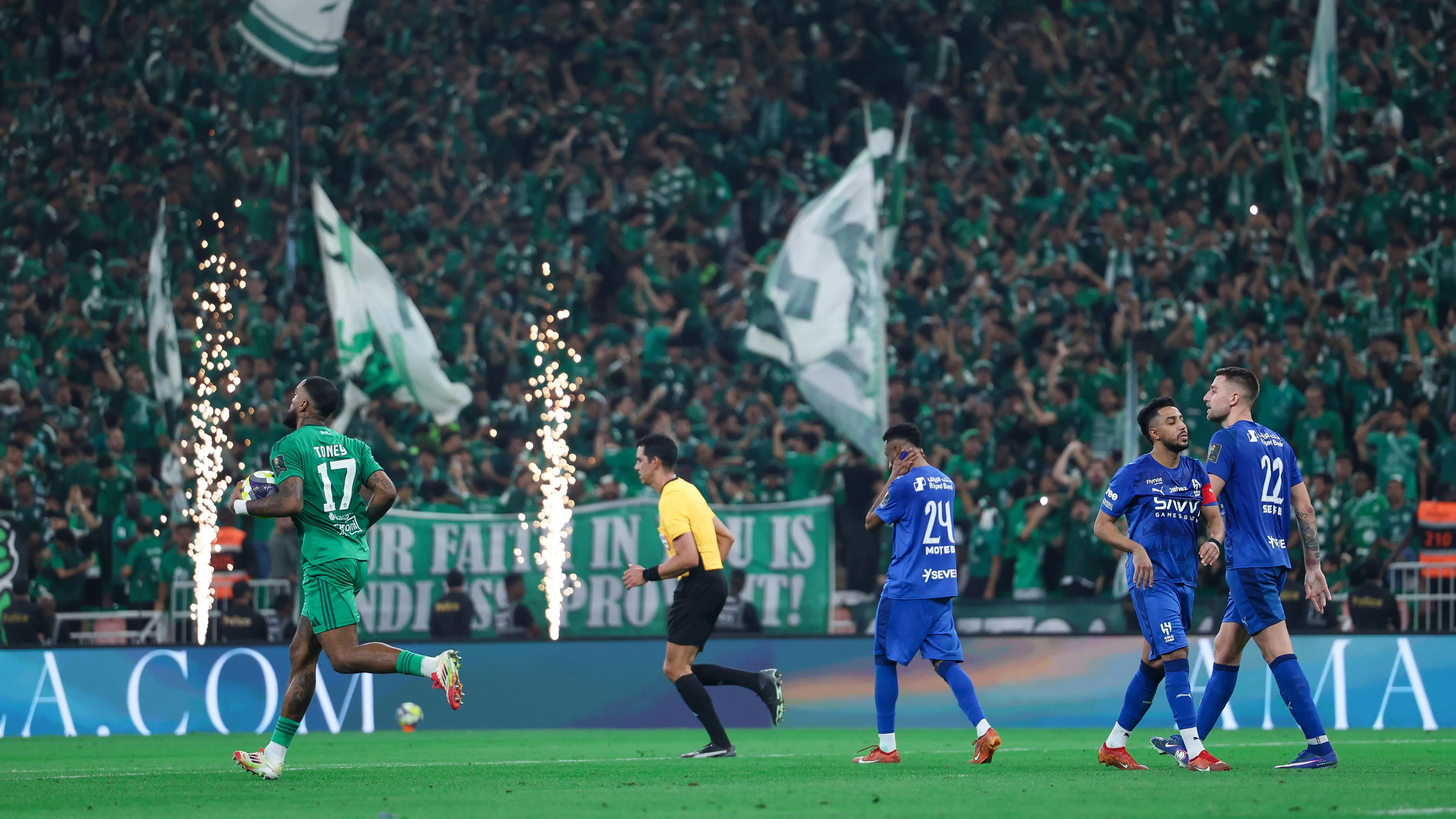 عودة نجم الهلال ما زالت غير مؤكدة: هل سيتواجد في كلاسيكو الأهلي؟