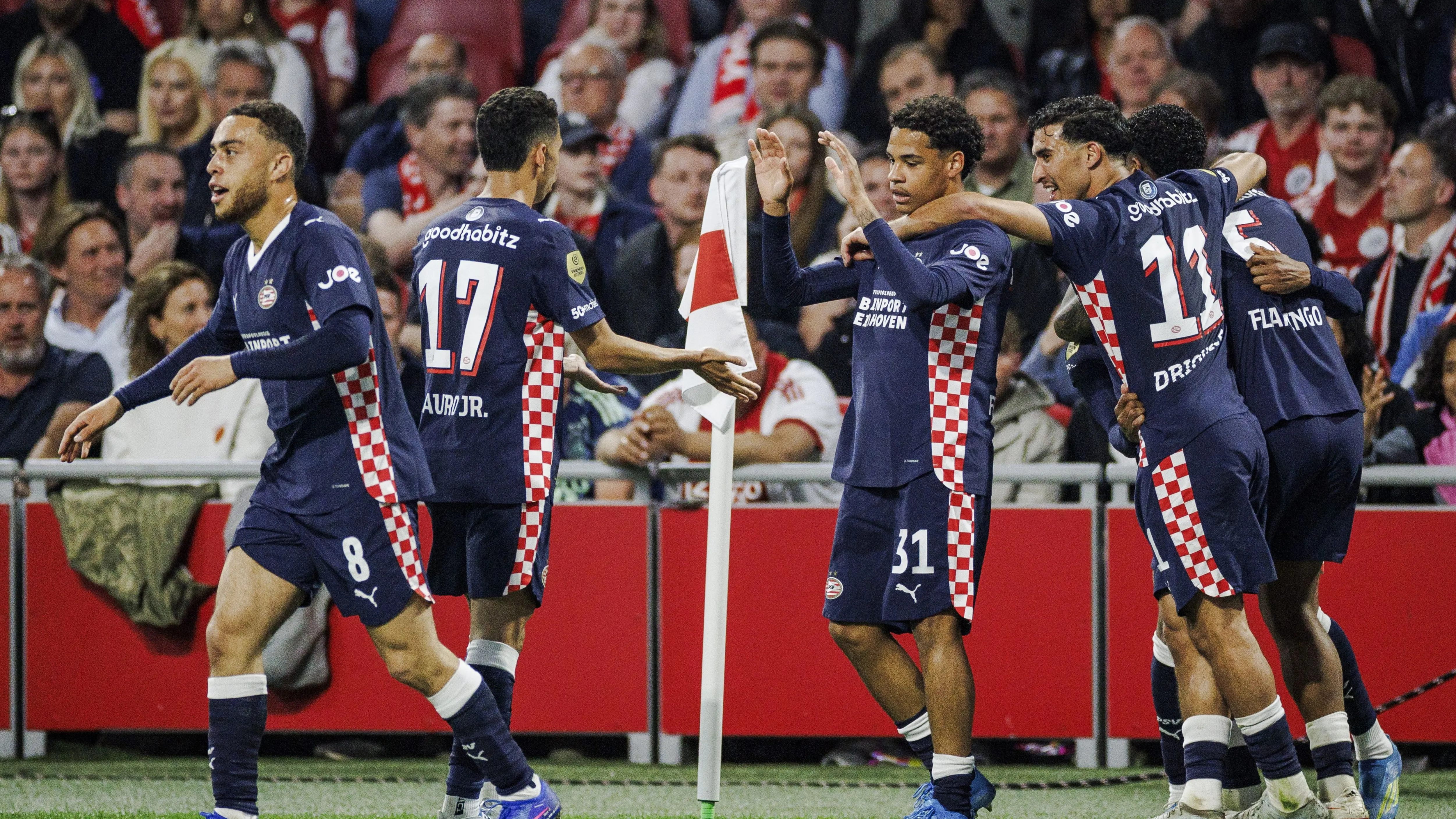 سيلتا فيغو يعلن رسمياً عن تعاقده مع لاعب مغربي