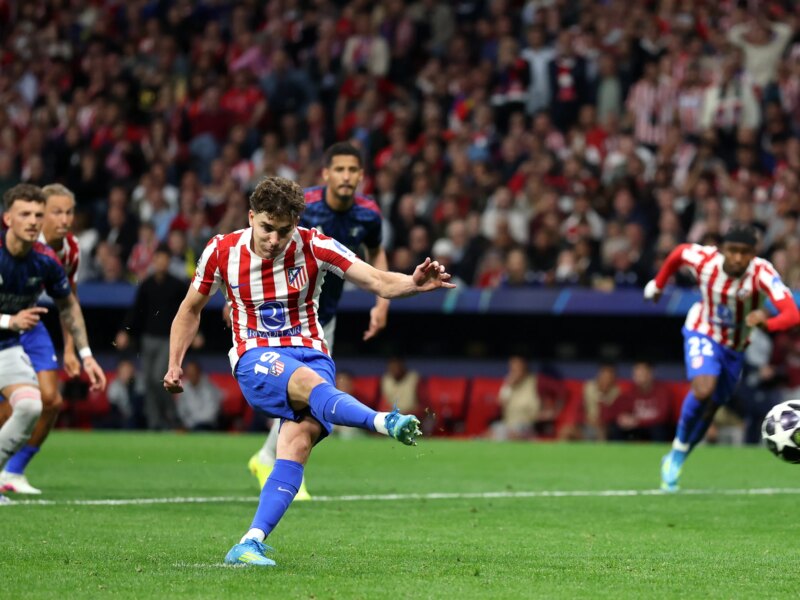 التمييز بين المرض والتمرد: استمرار غياب ألفاريز عن أتلتيكو مدريد