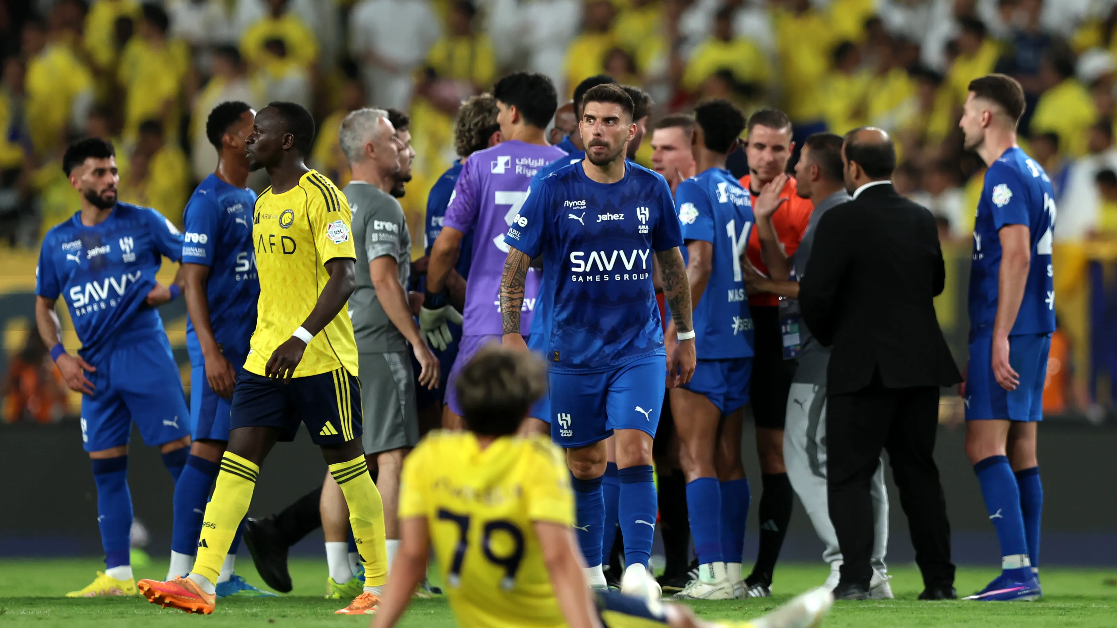 نجم سعودي سابق: في حال تطبيق قواعد اللعب المالي النظيف لن نستطيع التعاقد مع أي لاعب
