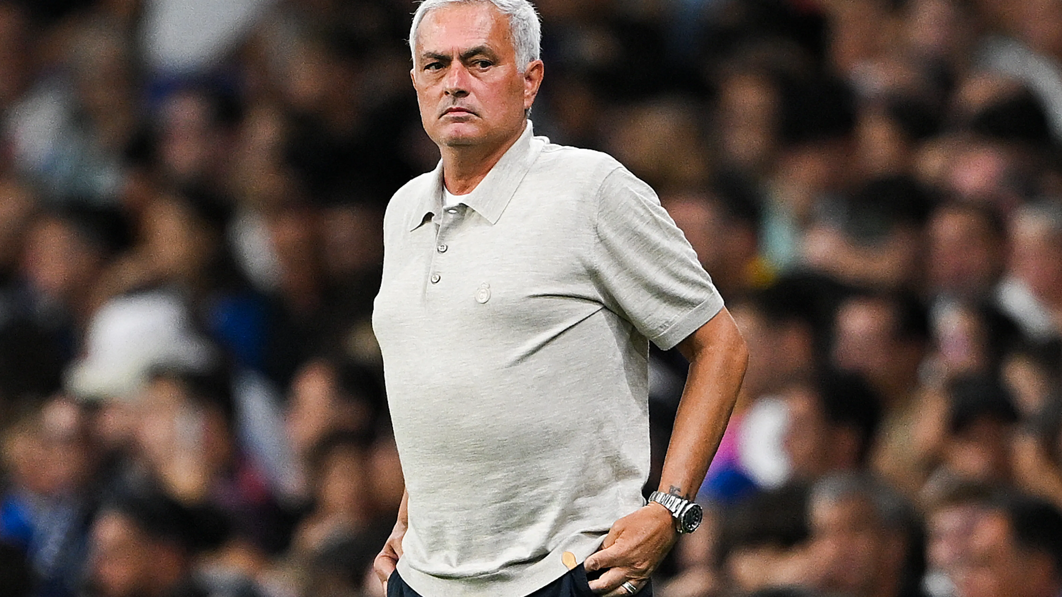 مورينيو يثير الأجواء في غرفة ملابس ريال مدريد وكورتوا يعلن عن بدء التغيير