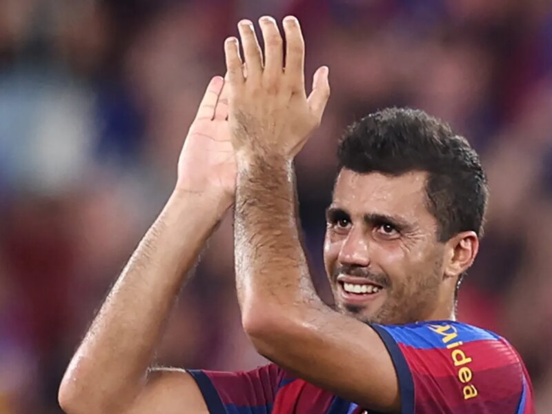 رودري يتحدث عن تجربته الأولى ويعبر عن إعجابه بنجم برشلونة