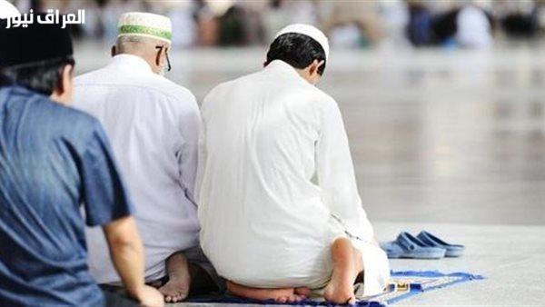 الإمام: هل ينبغي التوقف قليلاً بعد الفاتحة لتتيح للمأموم قراءتها؟