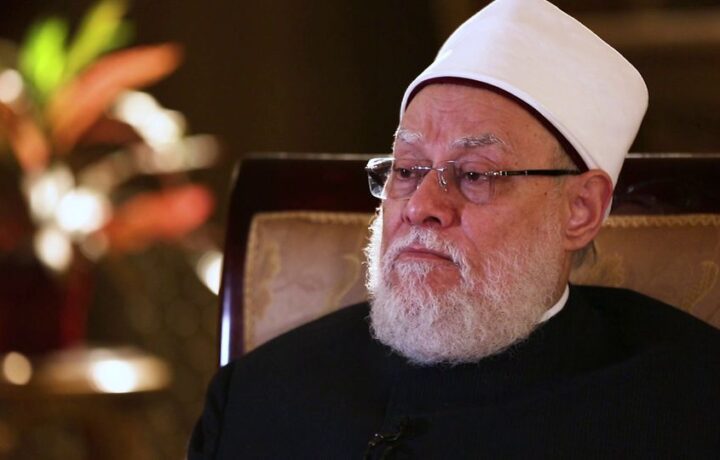 علي جمعة يوضح: لماذا كان النبي يستغفر ويتوب رغم عصمته؟