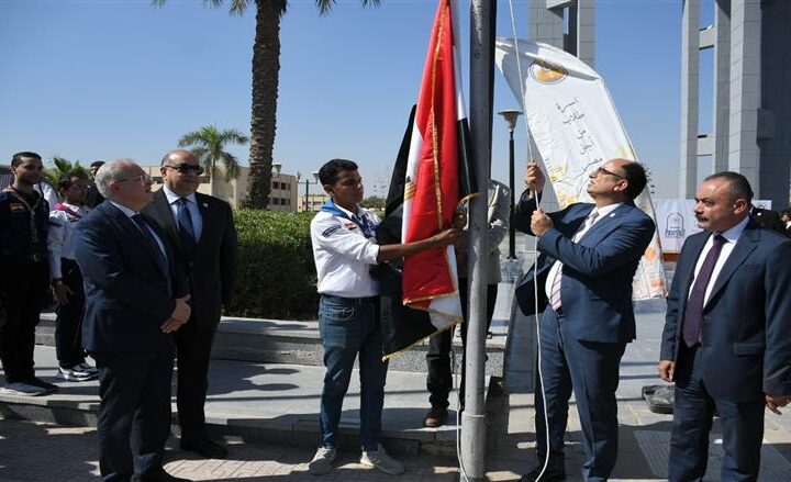 جامعة العاصمة تفتتح العام الدراسي الجديد تحت شعار «بوصلة الأنشطة بتجمعنا»