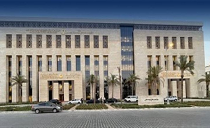 خيارات سداد مصاريف الجامعات والخدمات الإلكترونية المتوفرة للطلبة: من الفيزا إلى الكارت الذكي