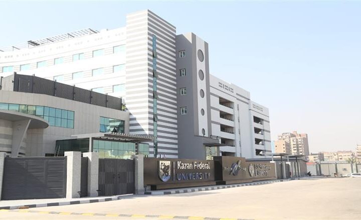 مصادر «الأعلى للجامعات» تكشف عن مصير خريجي الجامعات الأجنبية في تكليف «الصحة»