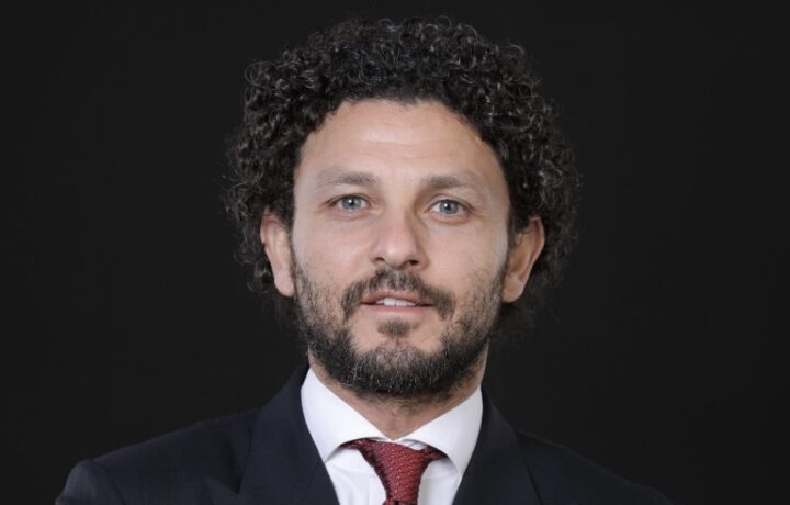 حسام غالي يحث اللاعبين الشباب على تغيير تفكيرهم نحو الاحترافية
